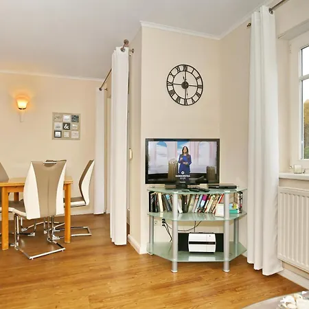 Haus Sonnenburg 06 公寓